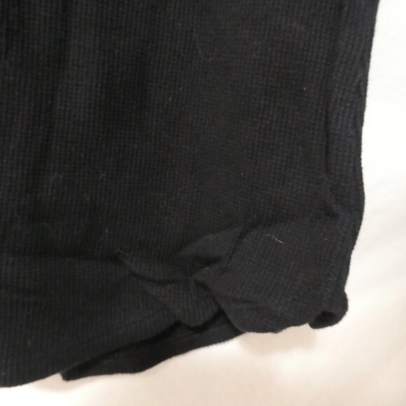 LA SENZA | medium | Black Waffle Knit Long Sleeve Shirt | Partial Snap Button - Picture 8 of 16